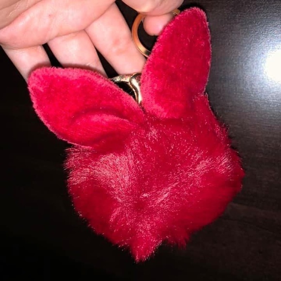 Fury bunny key chains - Picture 2 of 3